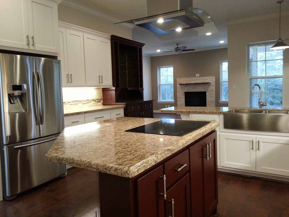 Casa de diseño eficiente en El Garraf construida con tecnología ICF en construcciones bcnf