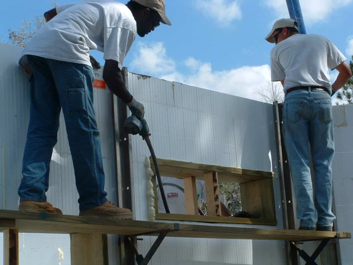 Vivienda en Girona en el pueblo Banyoles con sistema icf en construcciones BCNF